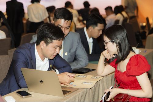 “MÁCH NƯỚC” NHÀ ĐẦU TƯ TRÁNH LÃI SUẤT THẢ NỔI LÊN ĐẾN 15%/NĂM