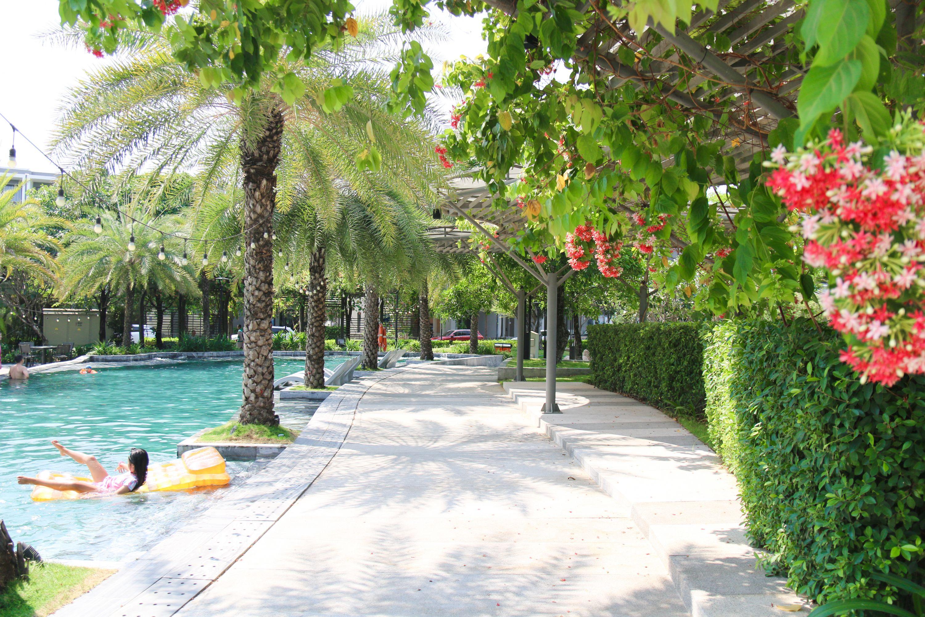 LIVING AT THE STANDARD: A NEW EXPERIENCE EVERY DAY