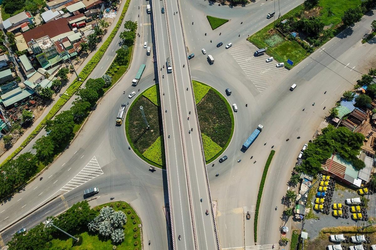 BÌNH CHÁNH RÀ SOÁT CÁC TIÊU CHÍ CHO LỘ TRÌNH LÊN THÀNH PHỐ